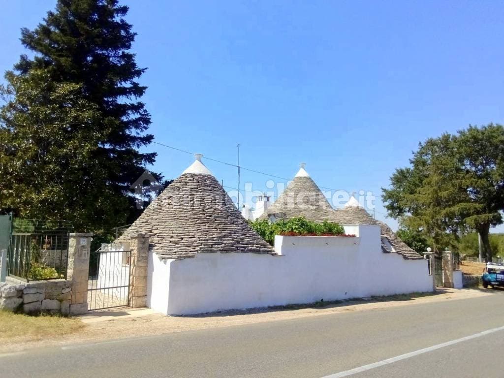 Trullo à vendre à Alberobello, 5 pièces avec jardin et terrasse