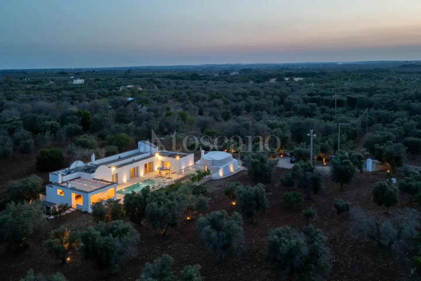 Villa Puspo : Élégance et Trullo avec Piscine à Carovigno